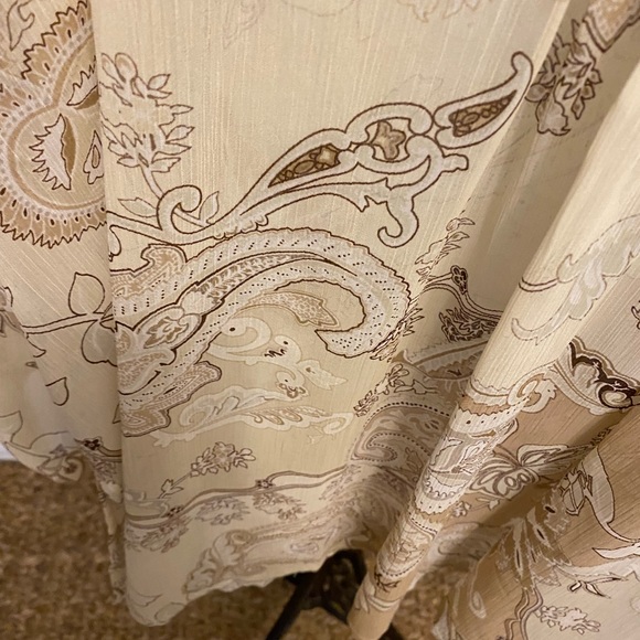 Susan Graver Sheer Paisley Top LS 2X - Picture 5 of 9